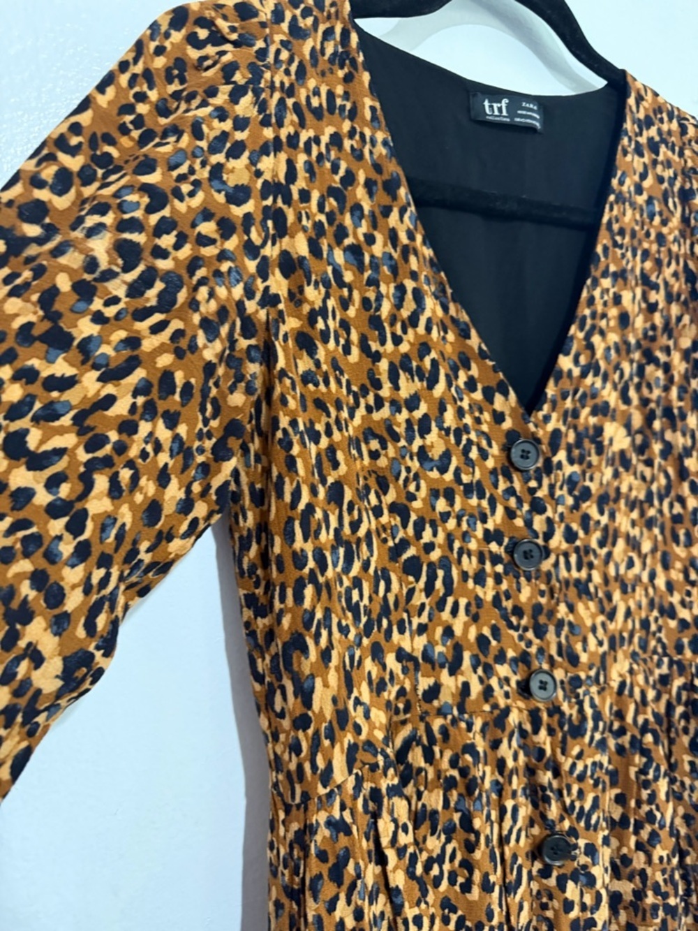 Zara TRF Leopard Print Midi Dress XS Button Front V Neck Pockets 3/4 Sleeve - Picture 7 of 10